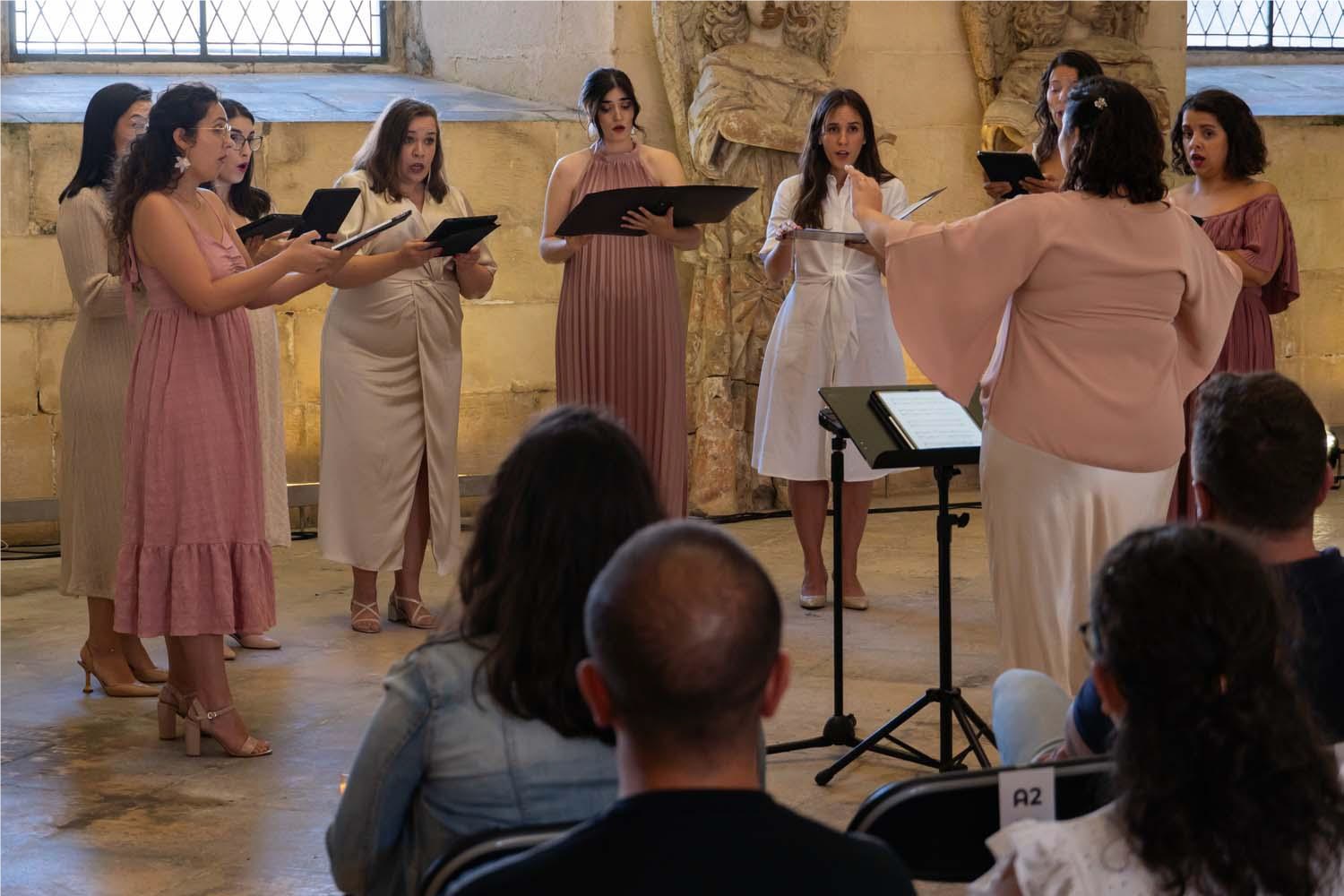  LUX AETERNA - ENSEMBLE VOCAL AURA, CISTERMÚSICA